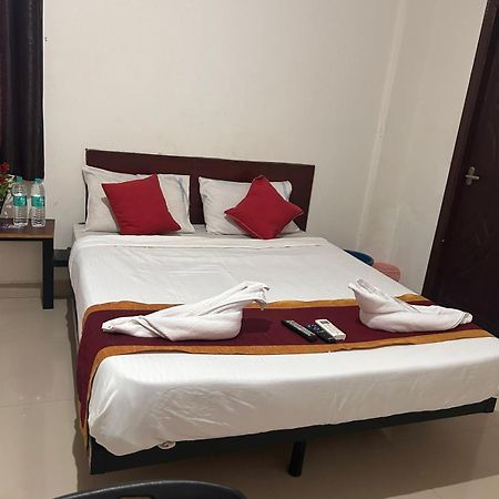 Hotel Prakrathi Residency 벵갈루루 외부 사진