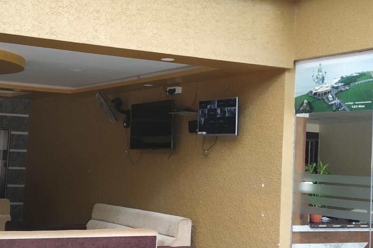 Hotel Prakrathi Residency 벵갈루루 외부 사진