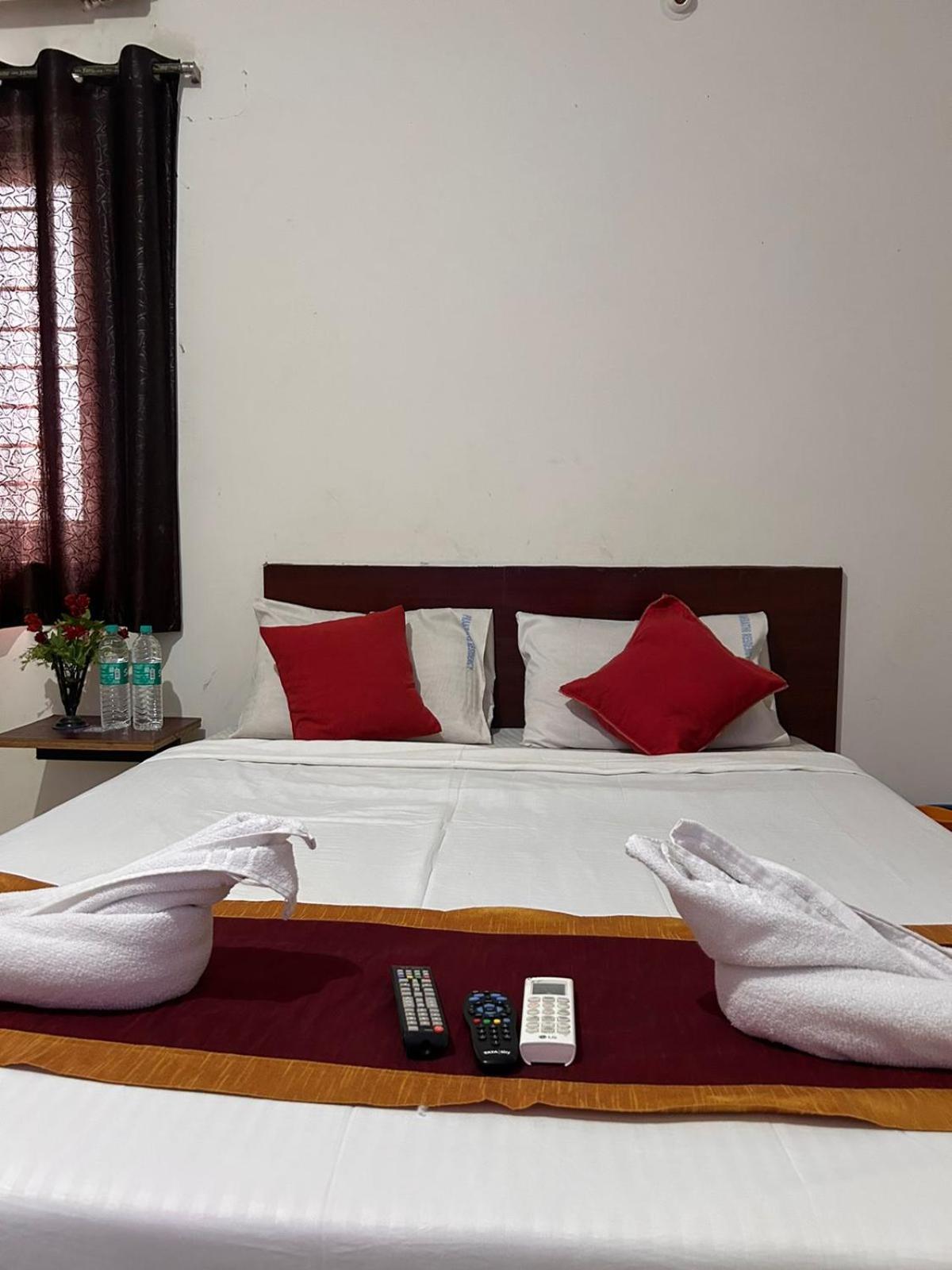 Hotel Prakrathi Residency 벵갈루루 외부 사진