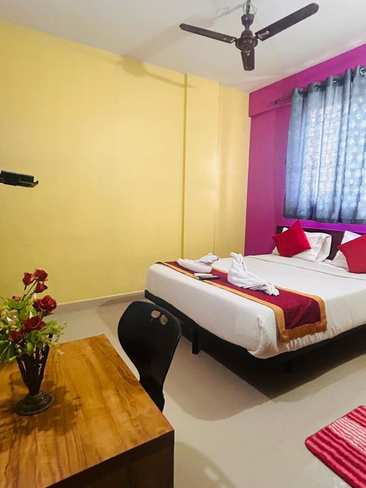 Hotel Prakrathi Residency 벵갈루루 외부 사진