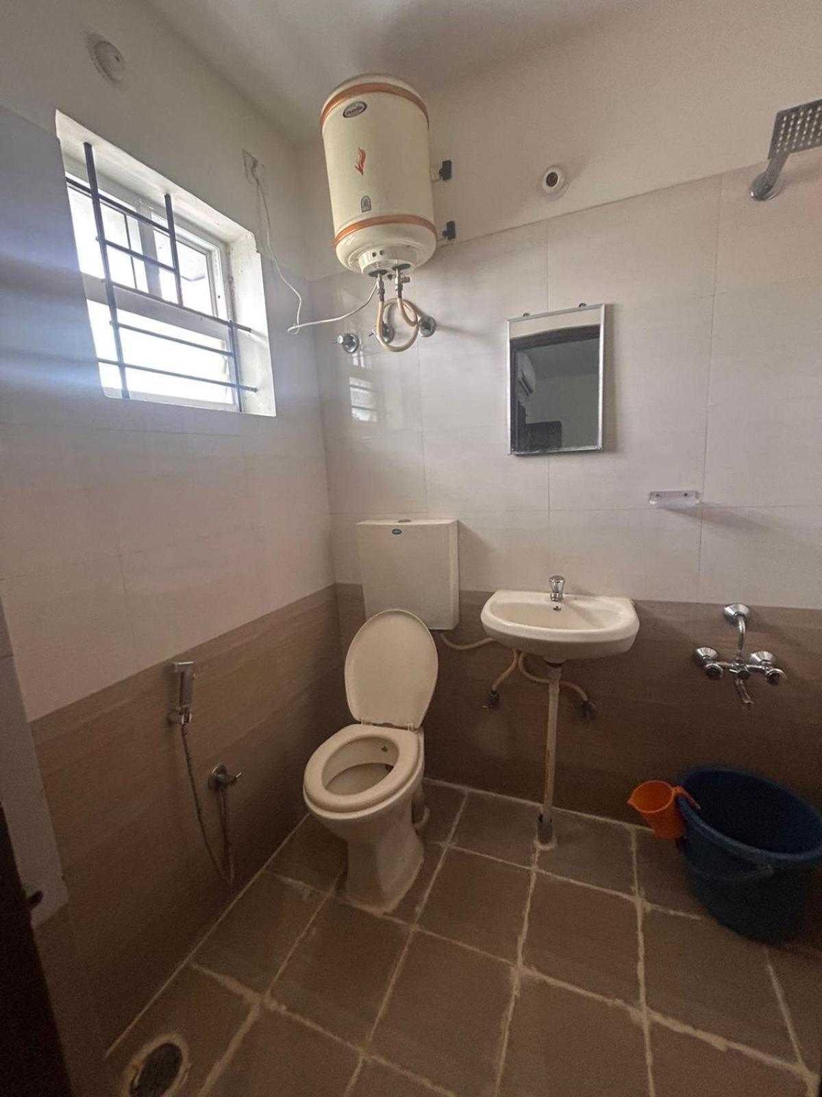 Hotel Prakrathi Residency 벵갈루루 외부 사진